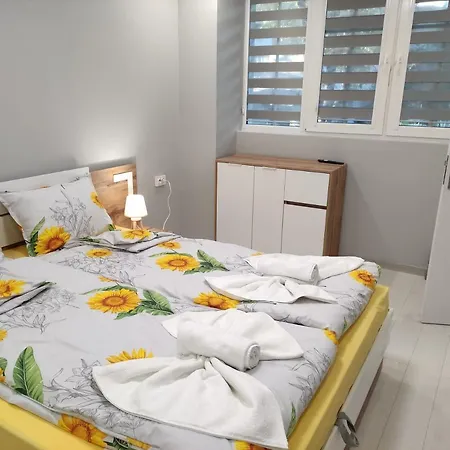 Uptown Funk Apartament